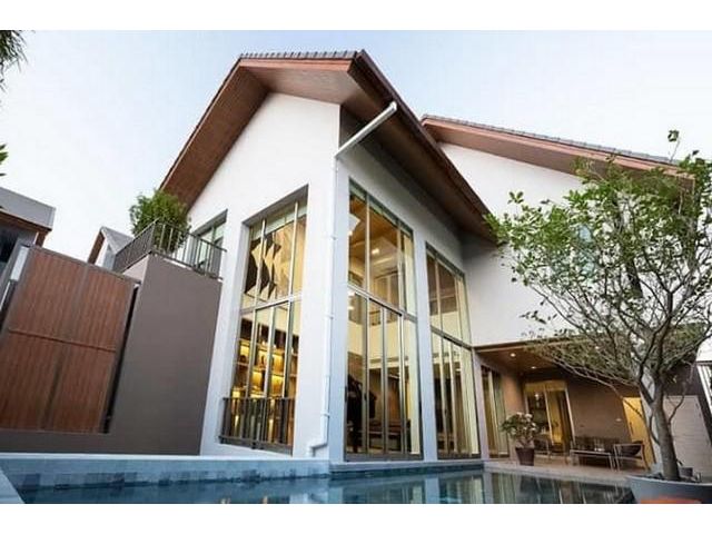 ขายที่ดินพร้อมบ้าน เนื้อที่ 97 ตรว.ซอยสุขุมวิท 56
