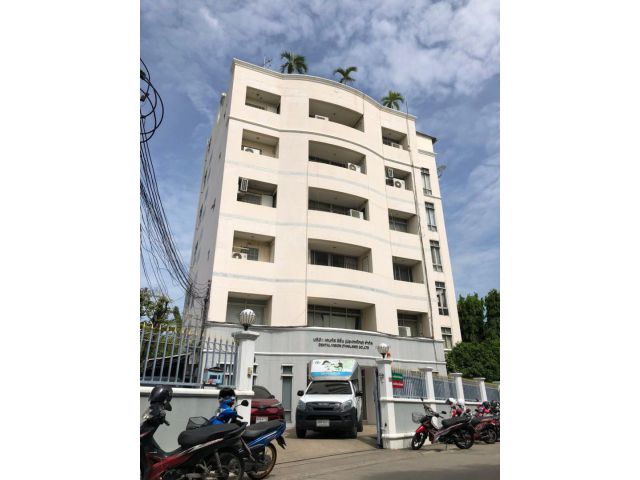 HR0821 ให้เช่า อาคารสำนักงาน6ชั้นมีลิฟท์ ถ.สุทธิสาร เขตห้วยขวาง  ค่าเช่า 180,000 บาท/เดือน