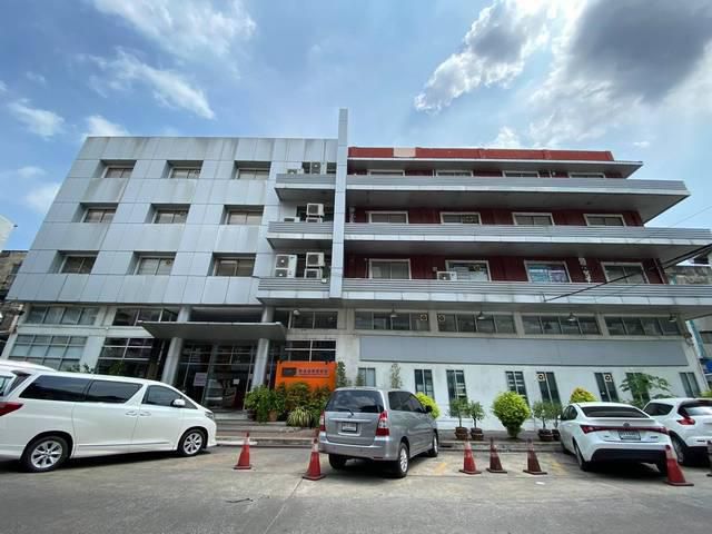 HR0887 ให้เช่าอาคารพาณิชย์ 5ชั้น เพียง 200เมตรจกสถานีรถไฟสร้างไหม่ลาดพร้าว101 เนื้อที่ 124ตรว 1,719ตรม