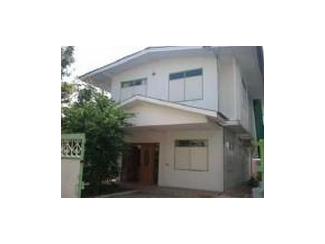 บ้านเดี่ยว-โฮมออฟฟิศ 2 ชั้น ซ.สุขุมวิท 66/1