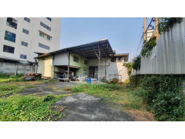 ขายที่ดินทำเลทอง ซอย พหลโยธิน 52 แยก 2