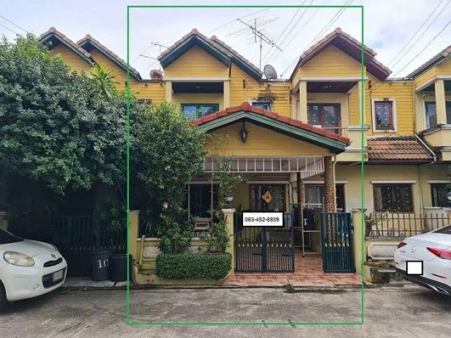 ขายทาวเฮ้าส์ 2 ชั้น   วัชรพล สุขาภิบาล 5