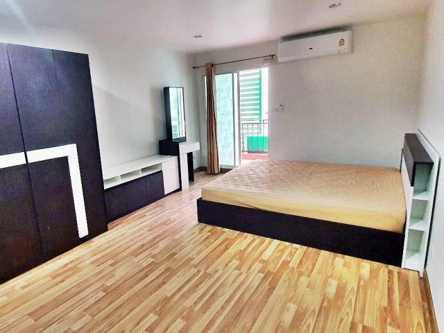 คอนโดให้เช่า ใกล้ bts บางจาก  regent home 19