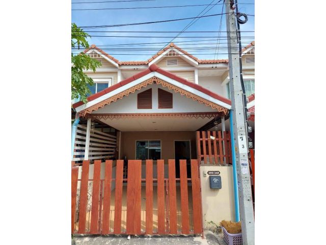 ขายทาวน์โฮม 2 ชั้น #หมู่บ้านภูมิใจนิเวศน์3 ต่อเติมห้องครัวหลังบ้านแล้ว มีสนามฟุตซอลหน้าหมู่บ้าน มีสวนสาธารณะส่วนกลาง