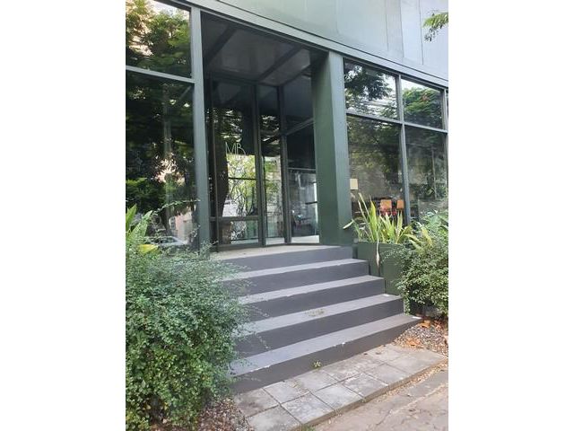 ให้เช่าโชว์รูมสำนักงาน ถนนพัฒนาการ สวนหลวง