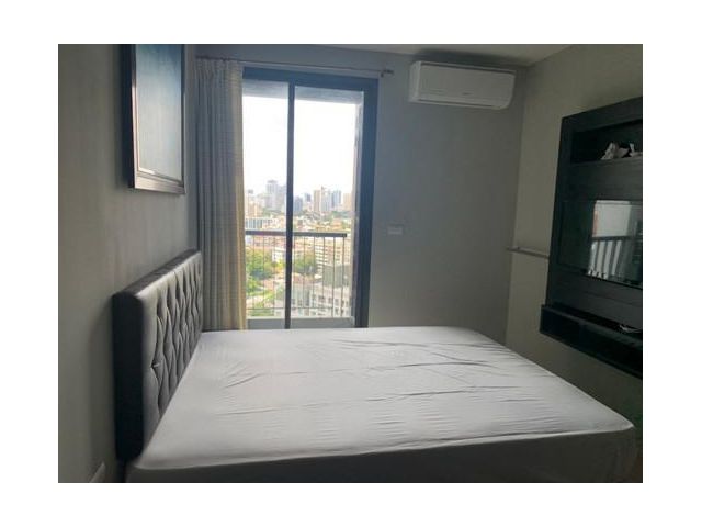 svs166CR8  For rent  RHYTHM SUKHUMVIT 44/1