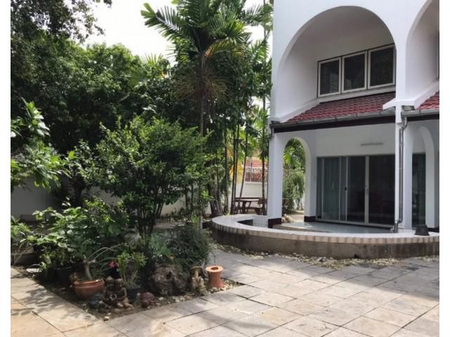 HR0894 ให้เช่าบ้านเดี่ยว2ชั้น ถนนสุขุมวิท 64