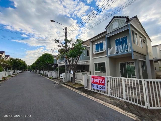 ขาย/เช่า บ้านแฝด หมู่บ้าน เดอะ วิลเลจ บางนา The village bangna ซอย มหาชัย ถนนบางนา-ตราด