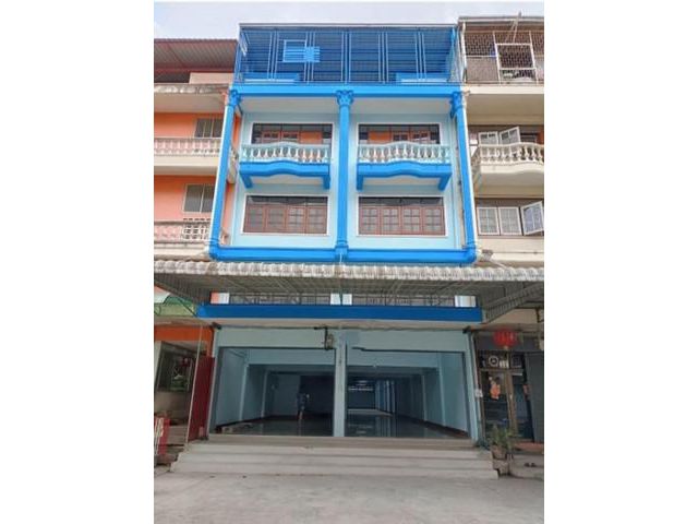 ให้เช่าและขาย อาคารพาณิชย์ 2คูหา 3.5ชั้น 101 ตรว