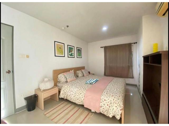 ห้องหัวมุม คอนโด รีเจ้นท์โฮม 7 - 1 (บางนา)