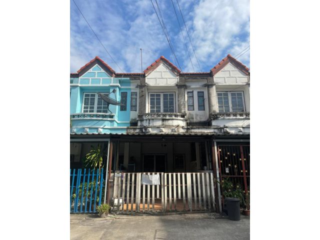ขายถูก  พร้อมปรับปรุง ทาวน์เฮ้าส์2ชั้น หมู่บ้านแกรนชล เลค แอนด์ การ์เด้น ต.บ้านสวน อ.เมือง จ.ชลบุรี