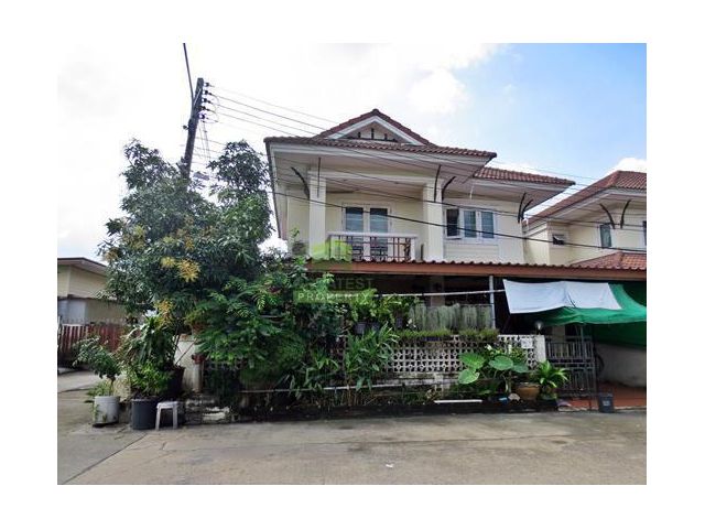 หมู่บ้านวรรณวิจิตร ขายด่วน บ้านเดี่ยว 2 ชั้น แปลงมุม เนื้อที่ 37.50 ตร.ว. เพชรเกษม ใกล้บิ๊กซี วัดเทพสิรินธร อ้อมใหญ่ สาม