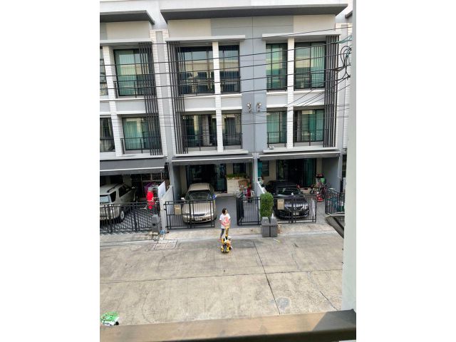 BH1345 ให้เช่าทาวน์โฮม ทาวน์เฮ้าส์ 3ชั้น