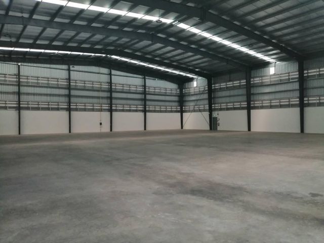 โรงงานสร้างให้เช่า คลังสินค้า โกดัง  (Built to Suit) พื้นที่สีม่วง ถนนบางนา กม 19 พื้นที่ขนาด 9,000 ตารางเมตร