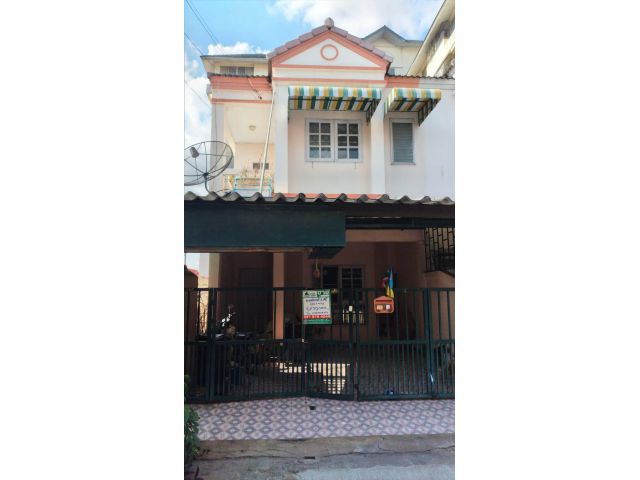 ขายทาวน์เฮ้าส์ 2ชั้น เฉลิมพระเกรียรติ เมืองนนทบุรี