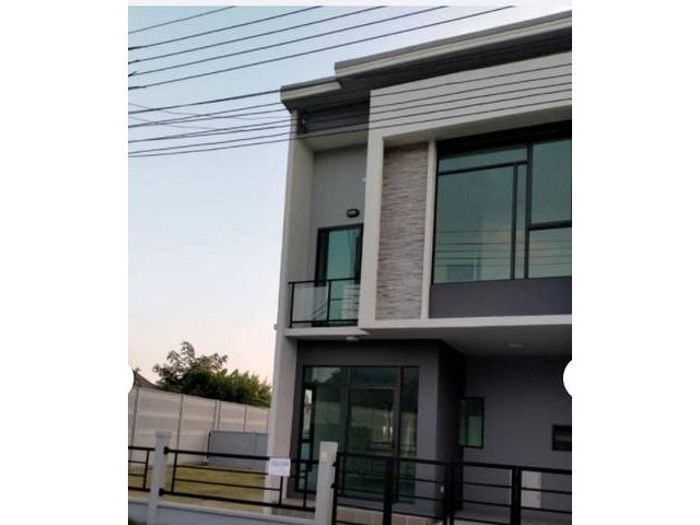 ขายทาวน์โฮม2ชั้น พลีโน่ วัชรพล สุขาภิบาล5