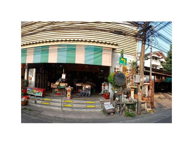 ที่ดิน พร้อมสิ่งปลูกสร้าง รัชดา เนื้อที่ 205ตร.วา