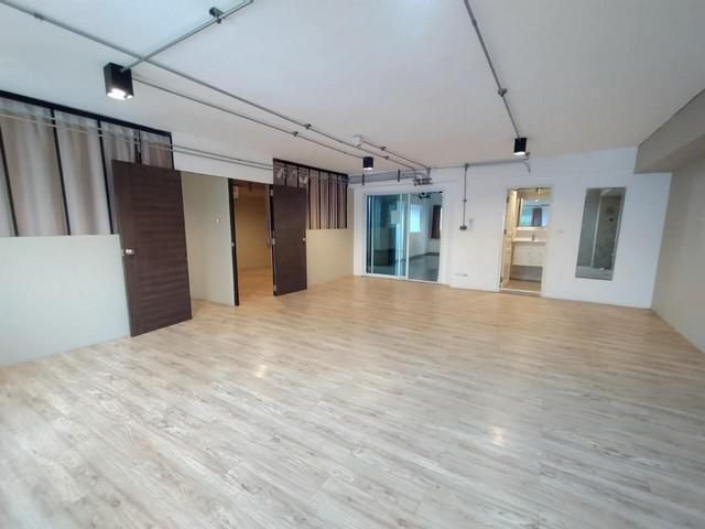 ให้เช่าพื้นที่สำนักงาน  ใกล้ BTS อารีย์  ย่าน ซอยอารีย์ 5