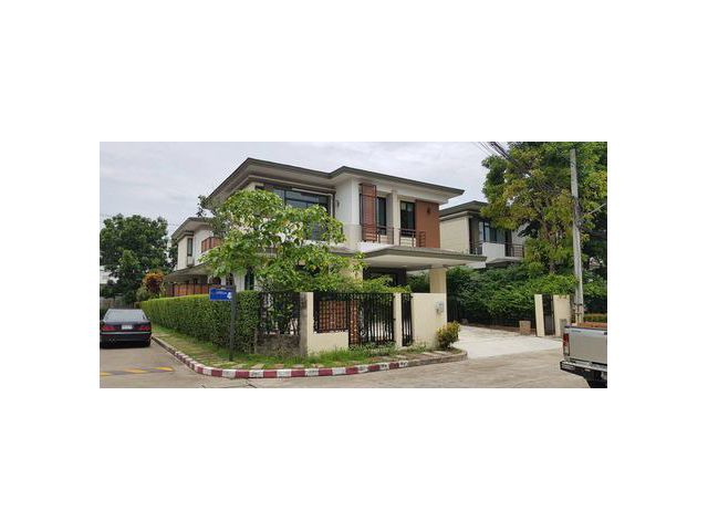 ขายบ้านเดี่ยว แปลงมุม หมู่บ้านปริญสิริ ถนนกาญจนาภิเษก บ้านรีโนเวทใหม่มาก