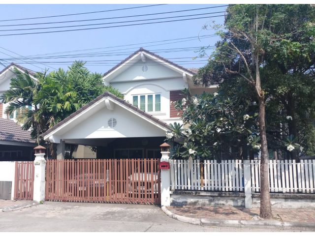 ขายด่วน!! บ้านเดี่ยว 2 ชั้น ถนนหน้าบ้านกว้างมาก