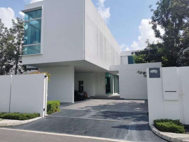 HS0358 ขายบ้านเดี่ยว 2 ชั้น หมู่บ้านวีวี vivi  บางนา ตราด กม.7