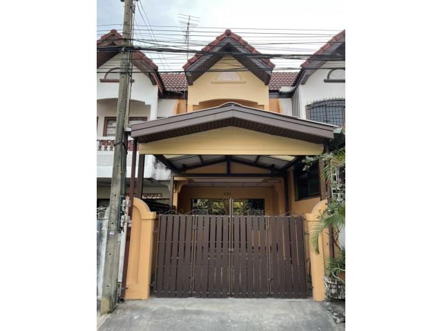 ให้เช่า บ้านทาวน์เฮาส์ 2 ชั้น หมู่บ้านกฤติยา ปทุมธานี