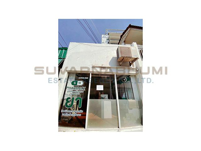 เซ้ง ร้านขายยา หน้ามหาวิทยาลัยประสานมิตร สุขุมวิท 23