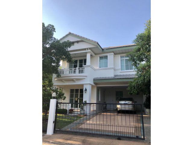 ขายบ้านเดี่ยว 2 ชั้น หมู่บ้านชลลดา เนื้อที่ 116 ตารางวา ในตัวเมืองขอนแก่น โทร 098 505 9519