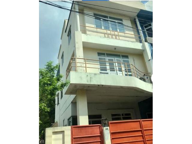 ให้เช่าทาวน์โฮม 3 ชั้น ถนนประชานิเวศน์1 ลาดยาว