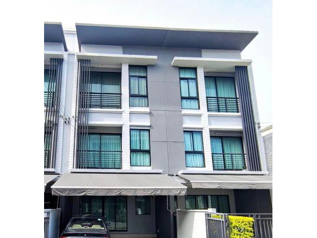 ขาย บ้านกลางเมือง ทาวโฮม 3 ชั้น งามวงศ์วาน