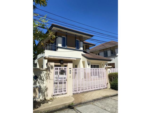 85ตรว.4นอนCentral East Ville บ้านหรูบิ้วอิน