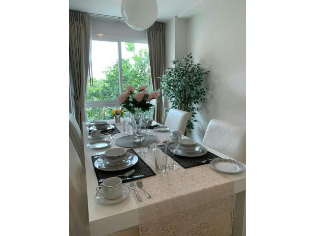 Rent Nice Condominium VILLA STLYE  6 storey  have the swimming pool on rooftop Ekkamai near Health Land Spa and Massage