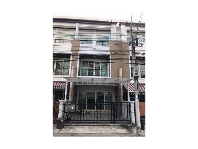 ทาวน์โฮม 3 ชั้น บ้านกลางเมือง พระราม 3-สุขสวัสดิ์