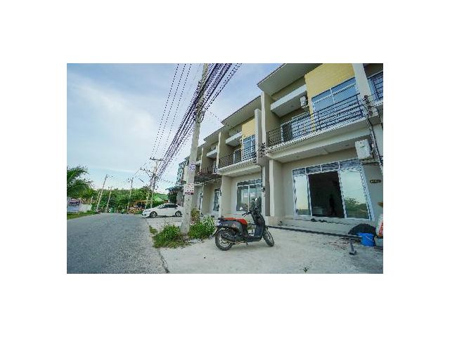 Townhouse, 2 bedrooms, Plai lam road. Near beach