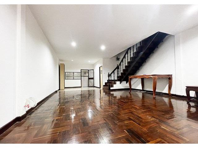 RENTทาวเฮ้าส์ 20ตรว ย่านลาดพร้าววังหิน ทำเลดี