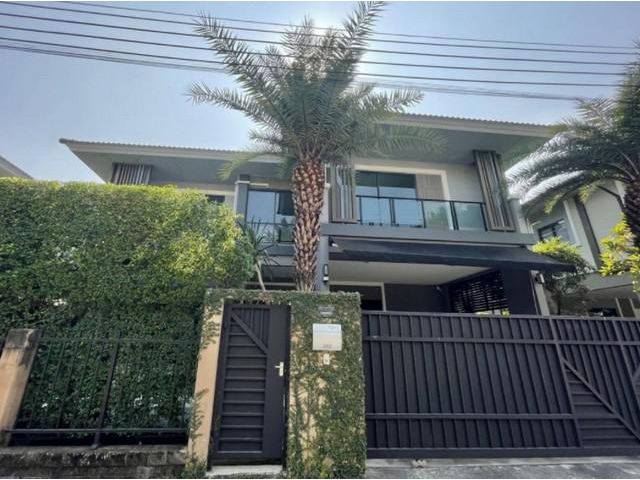 ขายบ้านเดี่ยว 2ชั้น  Plant Exclusique พัฒนาการ44