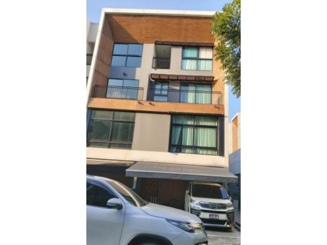 PK83ขาย โครงการ อเดนซ สตีรวิท2ทาวโฮม3ชั้นห้องมุม 9.5ล้าน