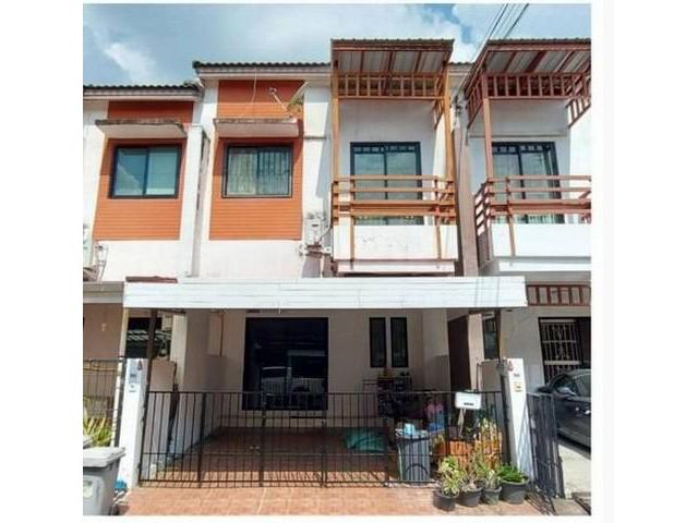 เช่าทาวน์โฮม2ชั้น  The Log town สุขุมวิท 101