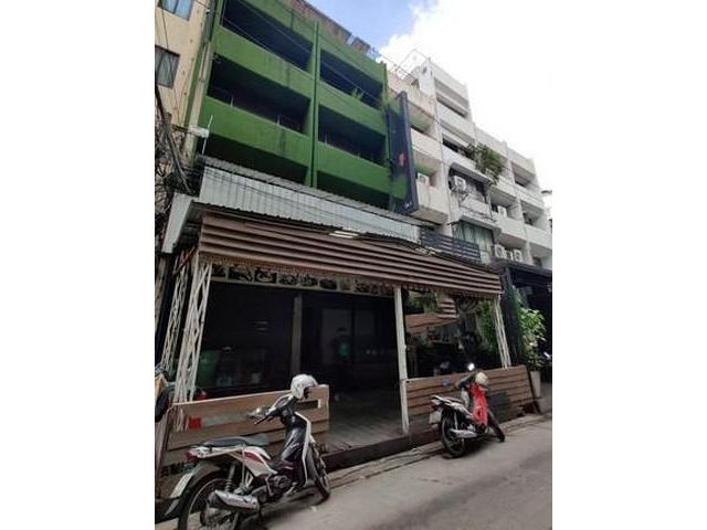 ให้เช่าอาคารพาณิชย์ 2 คูหา ย่านสีลม บางรัก