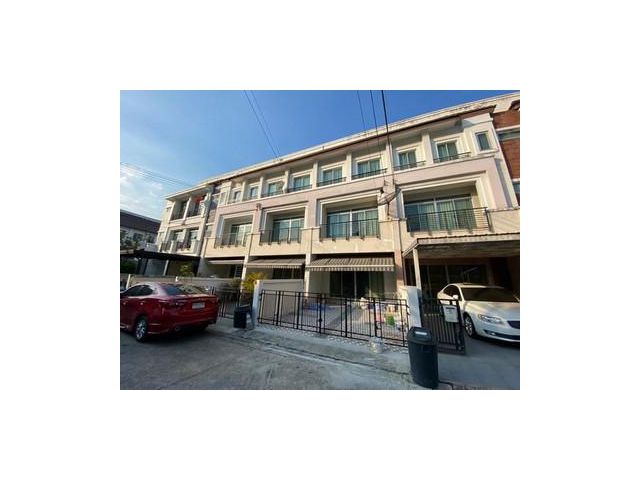 ทาวน์โฮม บ้านกลางเมือง Urbanion พระราม9-วงแหวน