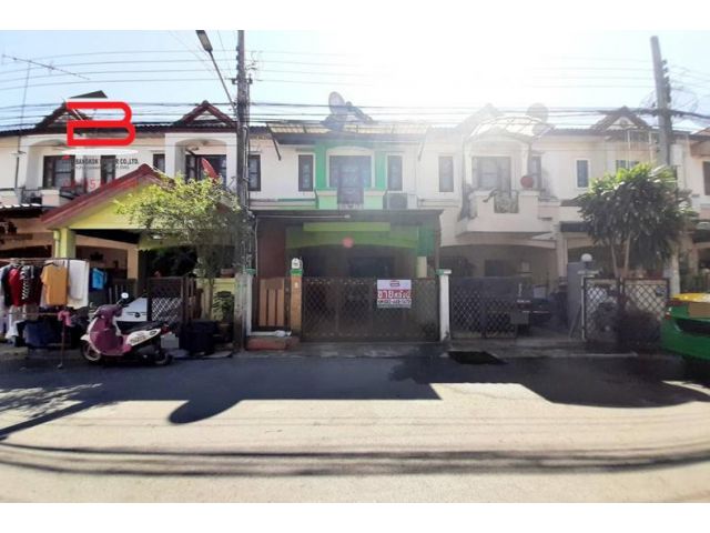 ทาวน์เฮาส์ หมู่บ้าน เค.ซี.รามอินทรา6 เนื้อที่ 18 ตรว. ถนนพระยาสุเรนทร์ เขตคลองสามวา