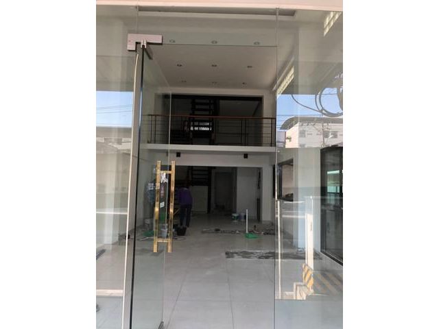 ให้เช่าอาคาร 4ชั้น ติดถนนปากซอยอ่อนนุช47