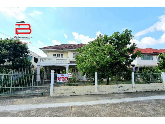 บ้านเดี่ยว หมู่บ้านมณียา ซอย3/5 ท่าอิฐ เนื้อที่ 97.5 ตรว. ถนนรัตนาธิเบศร์ อ.เมืองนนทบุรี จ.นนทบุรี