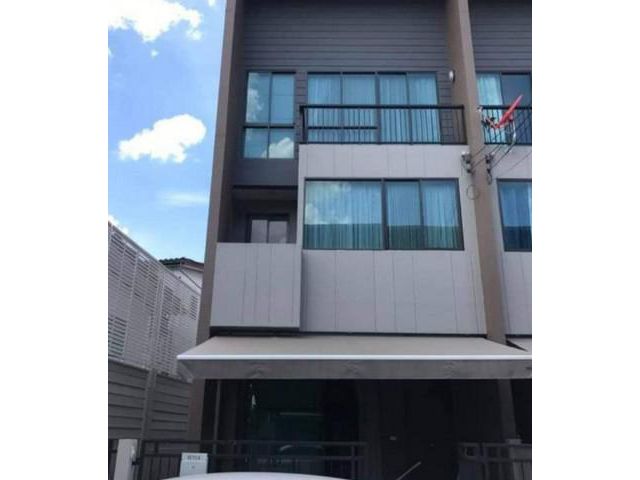 ให้เช่าทาวน์โฮม บ้านกลางเมือง เสรีไทย 52