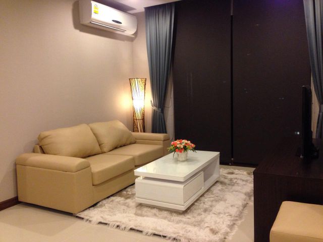 ให้เช่าคอนโด SUPALAI PREMIER อโศก 2ห้องนอน ชั้น 29 ห้องมุม ใกล้ MRT เพชรบุรี