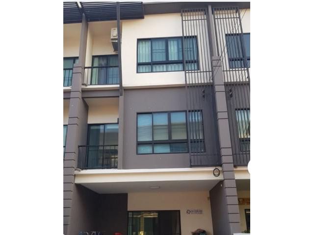 ให้เช่าทาวน์โฮม3ชั้น คาซ่าซิตี้ ลำลูกกา คลอง 5