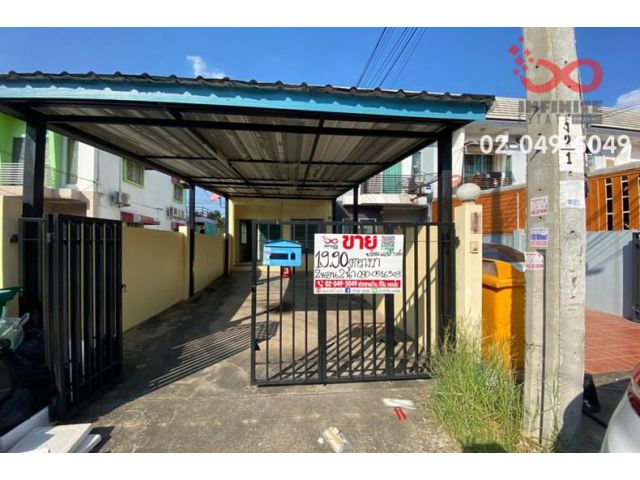 ขายและให้เช่าทาวน์เฮ้าส์ 2 ชั้น คลัสเตอร์ เฮ้าส์ ซอยเคหะร่มเกล้า 78 แยก 1 ถนนราษฏร์พัฒนา หลังริม