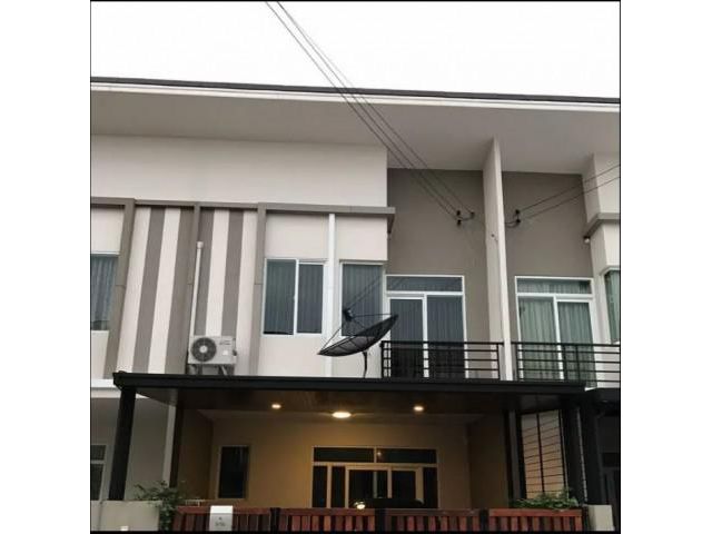 ขายด่วนทาวน์โฮม คาซ่า ซิตี้ วัชรพล–เพิ่มสิน(Casa City Watcharapol–Permsin)