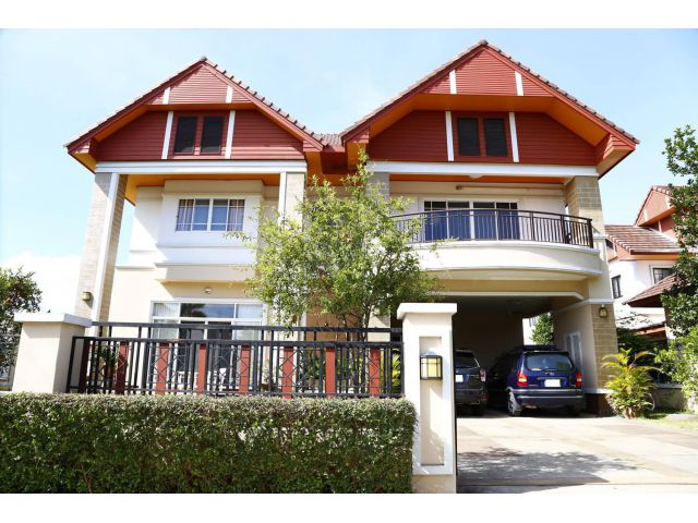 ขายบ้านเดี่ยว 2 ชั้น (หมู่บ้านกุลพันธ์วิลล์ 12) ต.ป่าบง อ.สารภี จ.เชียงใหม่