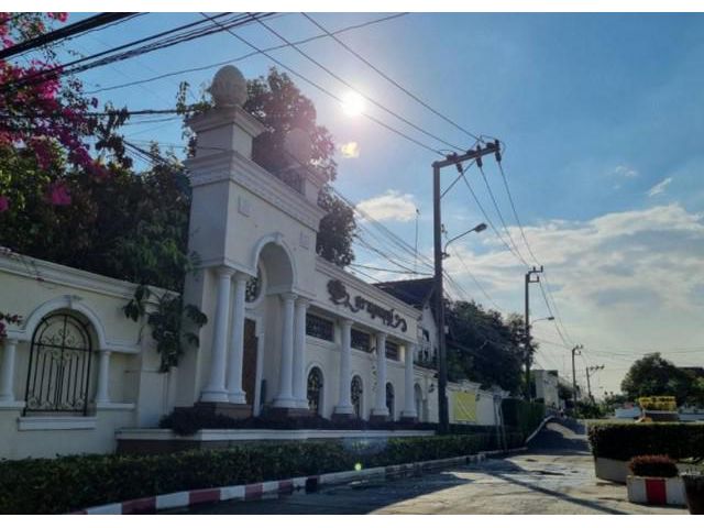 ให้เช่าทาวน์โฮม 3 ชั้น สราญพฤกษ์ ลาดพร้าว 130